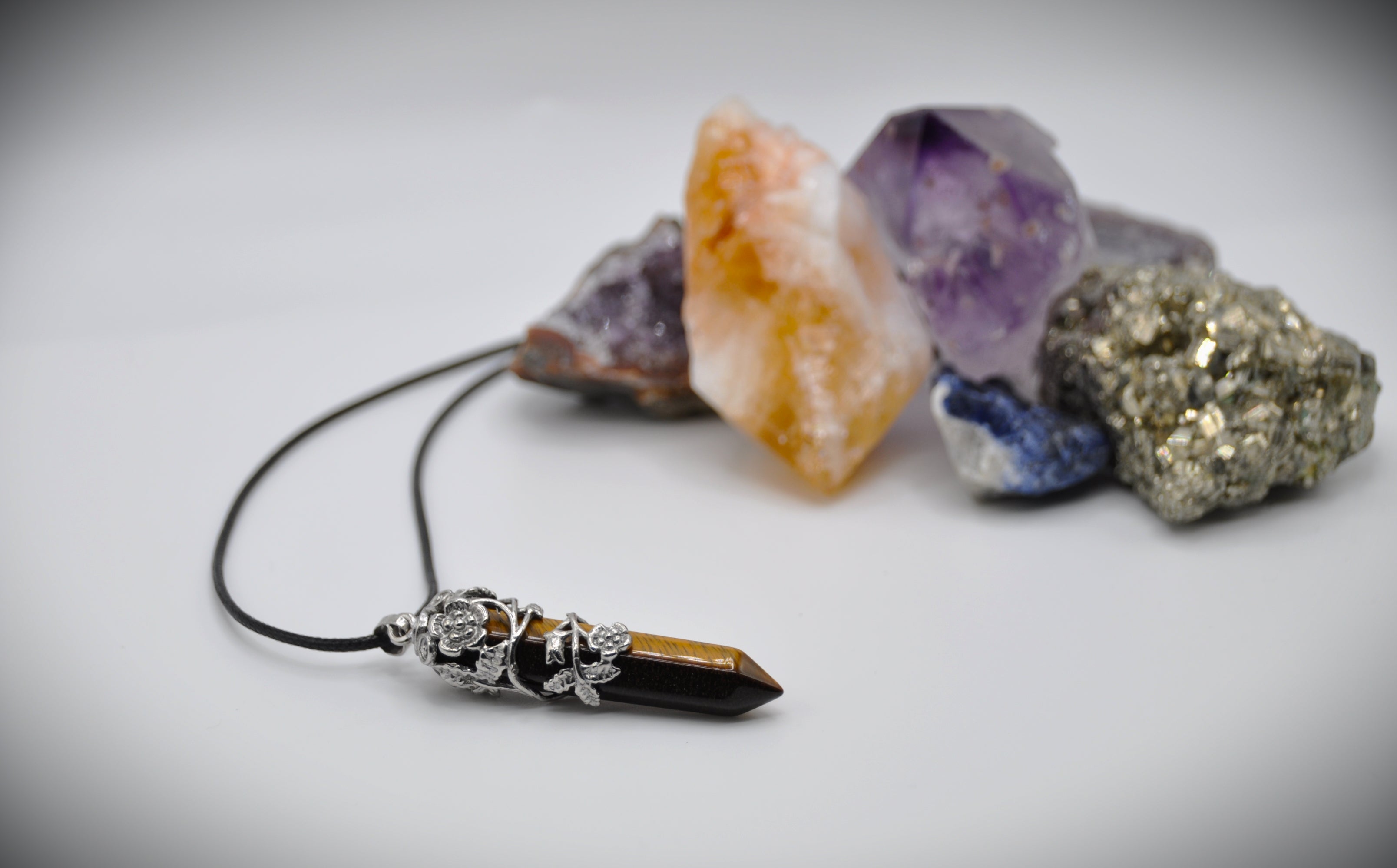 Tigers Eye Necklace Crystals