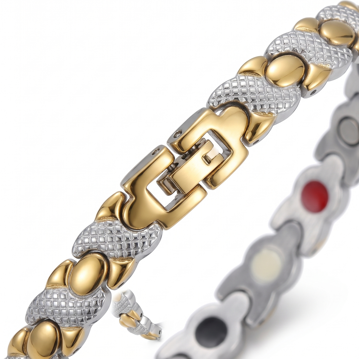cleo magnetic bracelet silver & gold - macro detail of xo links and clasp